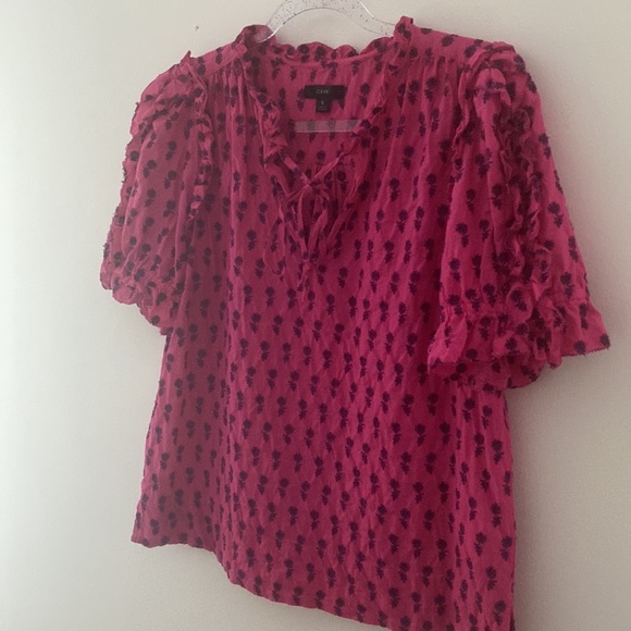 Ruffle-sleeve cotton voile top in Fuchsia Violet - Picture 3 of 8
